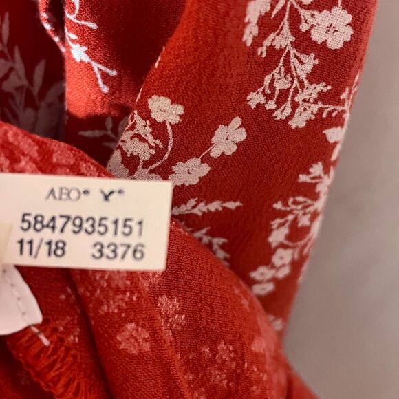 American Eagle Red Floral Wrap Dress Small - Picture 10 of 15